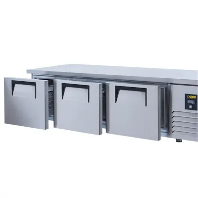 Gast PAGB1300C Pişirici Altı 3 Kapılı Geniş Buzdolabı